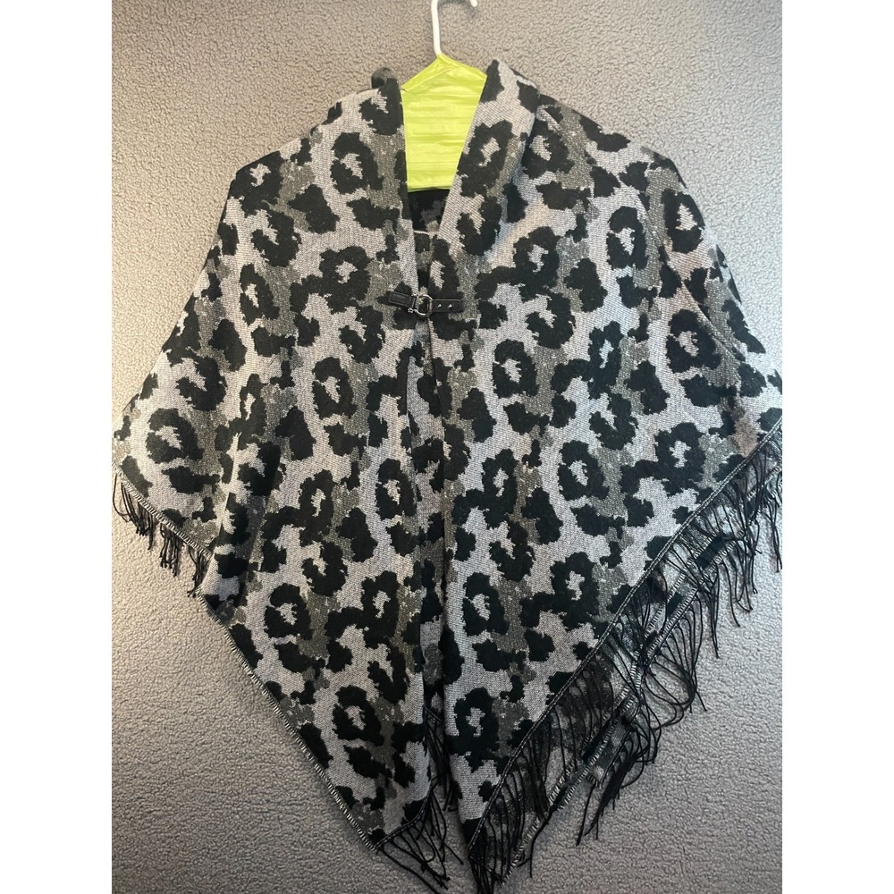Marc New York Animal Print Poncho Cape Silver‎ and Black, One Size